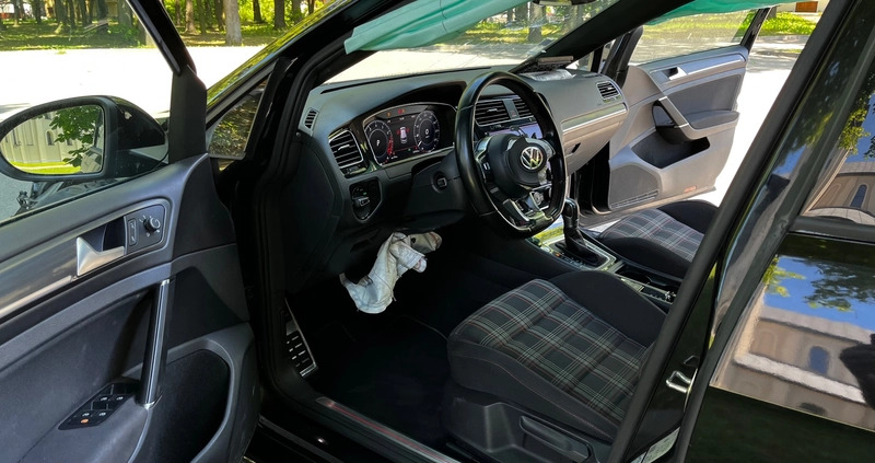 Volkswagen Golf cena 57500 przebieg: 81964, rok produkcji 2017 z Dębica małe 121